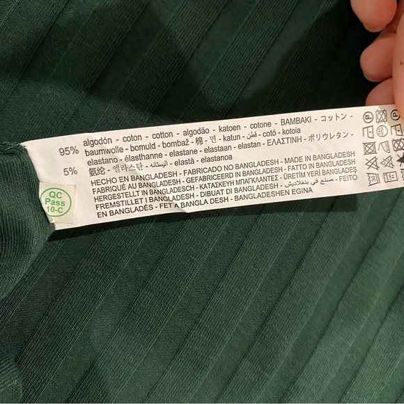 Zara | Green Knit Short Sleeve Midi Dress 💚 - Picture 6 of 6